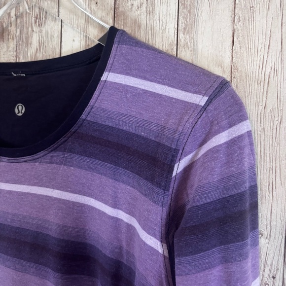 Lululemon Every Yogi Striped Reversible Long-Sleeve Tee - Picture 5 of 8